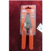 Image 1 : New Milwaukee Compact Wire Stripper