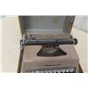Image 3 : Underwood Manual Typewriter