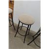 Image 4 : 4 x Modern Stools