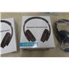 Image 2 : Three New Dynamic Headphones, Model CL8978