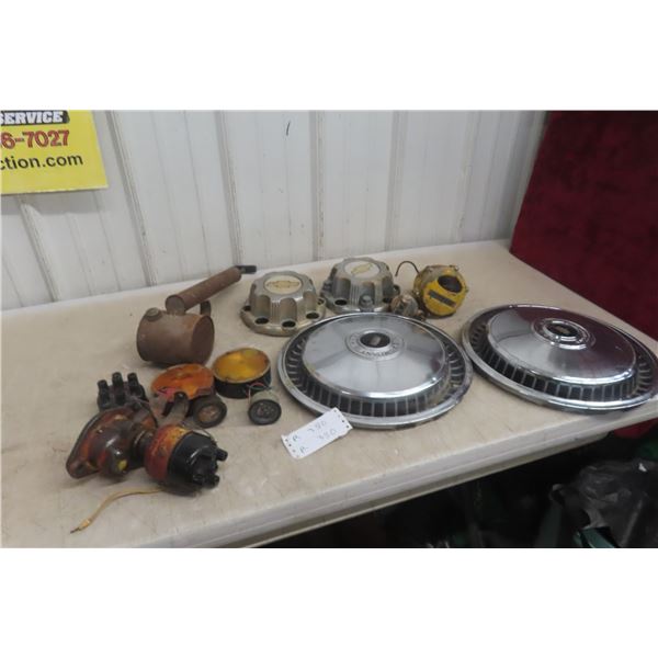 Ford Hubcap and Chevrolet Gauges, Distributor Plugs