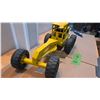 Image 3 : Vintage Tonka 1970s Road Grader 18 Inches Long