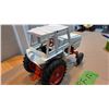 Image 2 : Case IHC Model 2390 Tractor With Cab 1/16th Scale