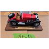 Image 1 : Bburago 1928 Mercedes Benz Convertible 1/18 Scale Die Cast on Display Stand