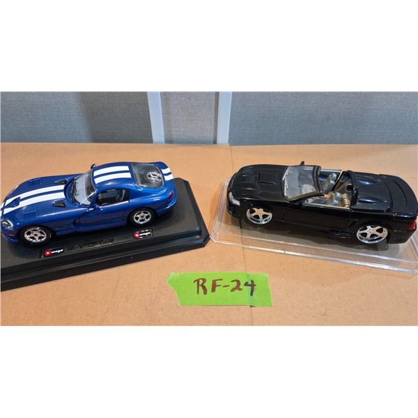 2002 Ford Mustang Die Cast 1/25th Scale and Bburago 1996 Dodge Viper GTS 1/24th Die Cast