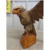 Image 5 : 2 Decorative Eagles, Wood Carved 16" x 24" & Gold Coloured 10" x 12"