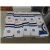 Image 1 : Ten New Winnipeg Jets Scarves