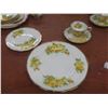 Image 13 : Fifty-Five Pieces Royal Albert Tea Rose