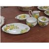 Image 4 : Fifty-Five Pieces Royal Albert Tea Rose