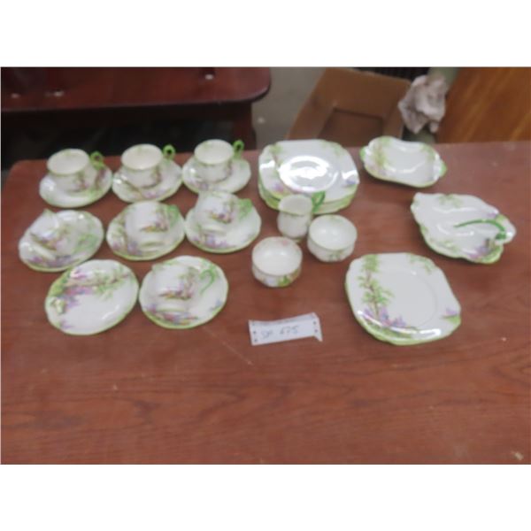 Twenty-Six Pieces Royal Albert Greenwood Tea Bone China
