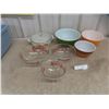 Image 1 : Six Pyrex Nesting Bowls and Covered Casserole Dish