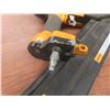 Image 3 : Bostitch Framing Nailer With Fuel, Box of Stick Nails, 28 Degree Wire Collated