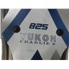Image 2 : Pair of Yukon Charlie's Mountain Profile Snowshoes 8" x 25"