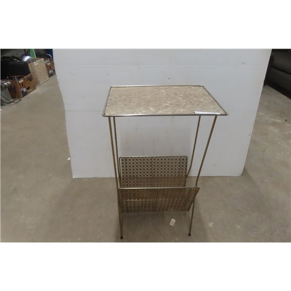 Retro Magazine Rack/stand, 28" x 16 1/2" x 12"