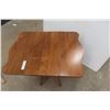 Image 7 : Antique Drop-Leaf Side Table, 30" x 26" x 22" Extended