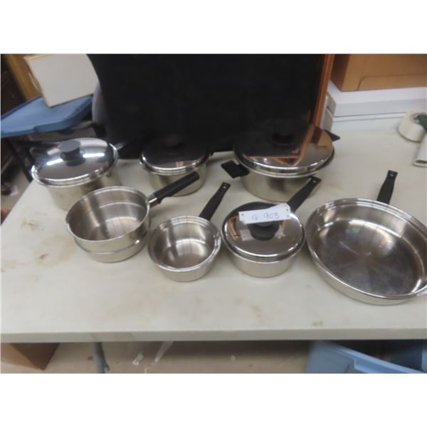 Sears 13-Piece Stainless Steel Cookware Set in Excellent Condition