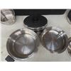 Image 9 : Sears 13-Piece Stainless Steel Cookware Set in Excellent Condition