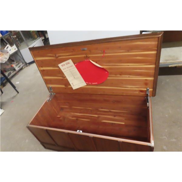 Cedar Chest 24" x 43" x 20"