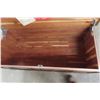 Image 2 : Cedar Chest 24" x 43" x 20"