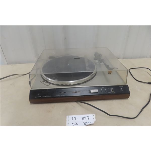 Sanyo TP-1024 Record Turntable