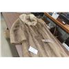 Image 4 : Fur Jacket and Hat