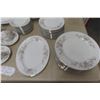 Image 2 : 95-Piece Place Set, Mayfair Pattern