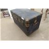 Image 2 : Trunk With Top Tray, 22" x 37" x 20"