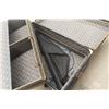Image 7 : Trunk With Top Tray, 22" x 37" x 20"