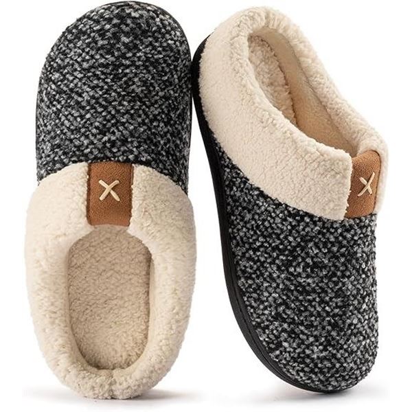 1 Pair of Vital Comfort Women's Cozy Memory Foam Slippers (Fleece-Lined) Rubber Sole - Size XL - New