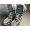 Image 2 : 1 Pair of Waterproof/Fur-Lined Winter Boots - Size 43 EUR (Size 10 Mens) - New