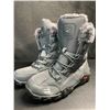 Image 1 : 1 Pair of Waterproof/Fur-Lined Winter Boots - Size 42 EUR (Size 9 Mens) - New