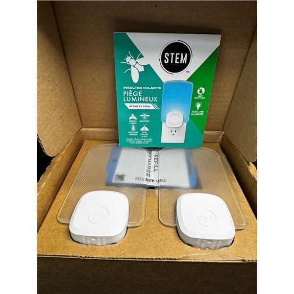 STEM Flying Insect Light Trap - 2 Devices/2 Refills - New