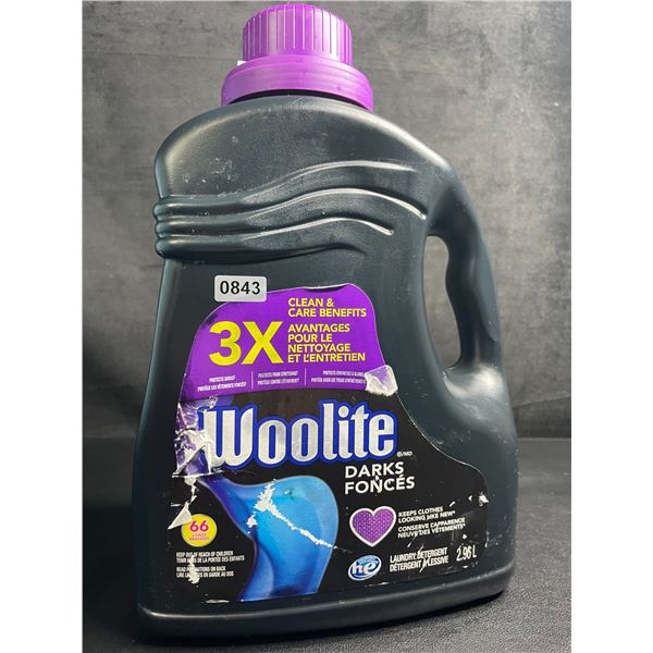 1 Jug of Woolite Darks Liquid Laundry Detergent (2.96L/66 Loads) For Dark Fabrics - New