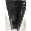 Image 5 : Yukon Gear Metal Gun Case 53" x 13" x 11" (Lock Needs Repair)