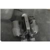 Image 6 : Tasco 7 x 50mm Waterproof Binoculars With Case