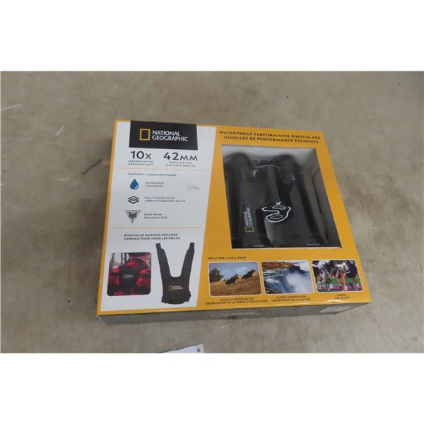 New National Geographic 10x42mm Binoculars