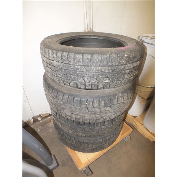 Set Of 4 Nokian Winter Tires
