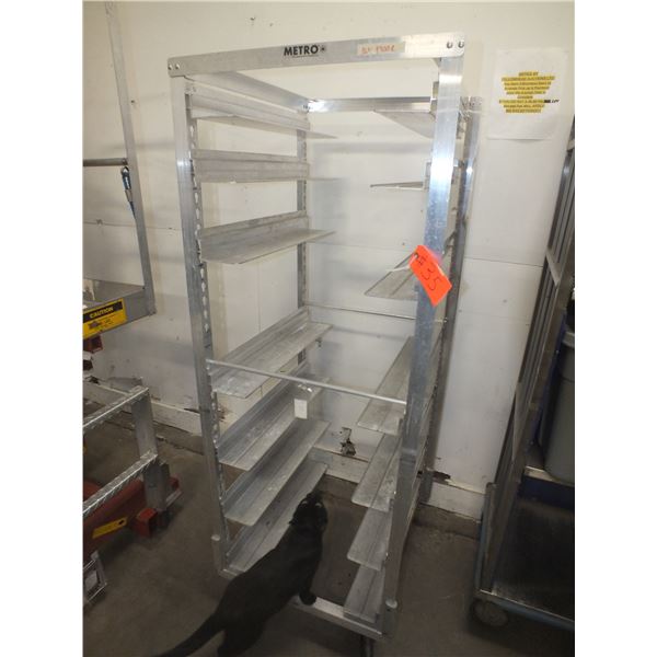Baker Tray Rack On Wheels