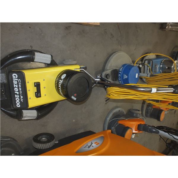 Tornado Clean Air Glazzer 2000 Floor Machine