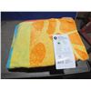 Image 1 : 1 Large Beach Towel