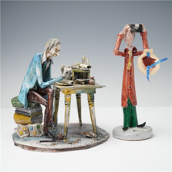 2pc Lo Scricciolo & T.P Ceramic Journalist Figurines
