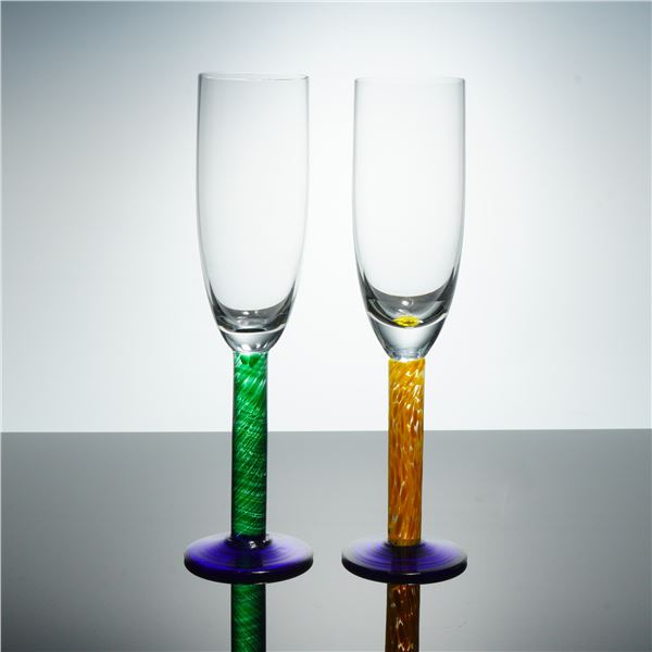 2pc Fostoria Art Glass Champagne Flutes