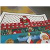 Image 2 : ESTATE:  3 CHRISTMAS MATS