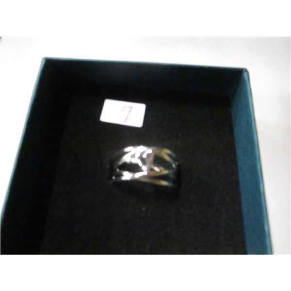 925 SILVER LADIES HEART RING (SIZE 10)