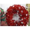 Image 2 : ESTATE:  2 CHRISTMAS WREATHS