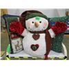 Image 3 : ESTATE:  STUFFED SNOWMAN & 2 CUSHIONS