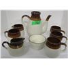 Image 1 : 7 PIECE TEA SET