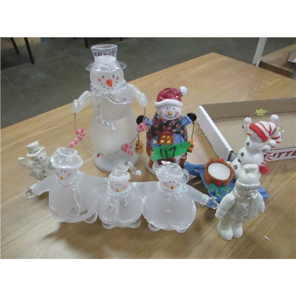 ESTATE:  FLAT OF APPROX. 8 CHRISTMAS ORNAMENTS