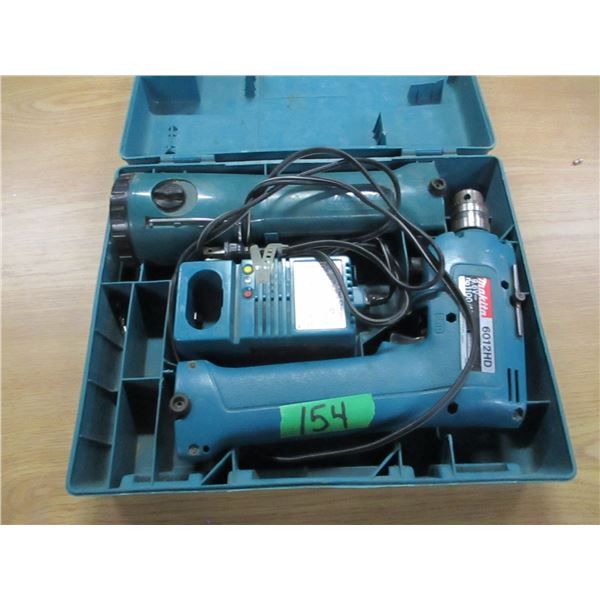 MAKITA 9.6 VOLT CORDLESS DRILL, BATTERY & CHARGER