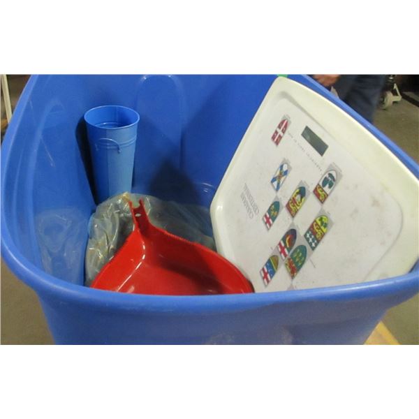 BLUE TOTE & CONTENTS